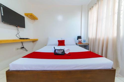 San Fernando Hotel | RedDoorz Plus @ Casa Lucia Sindalan San Fernando City Pampanga