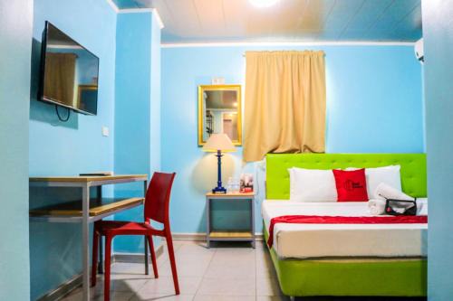 Mandaue Hotel | RedDoorz Plus New Era Budget Hotel Mandaue former RedDoorz Plus near UV Mandaue Cebu