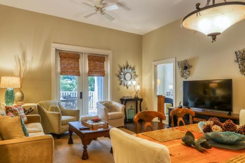 Santa Rosa Beach Apartamento | Redfish Village M2-224 Blue Mountain Beach 30A (Condo)