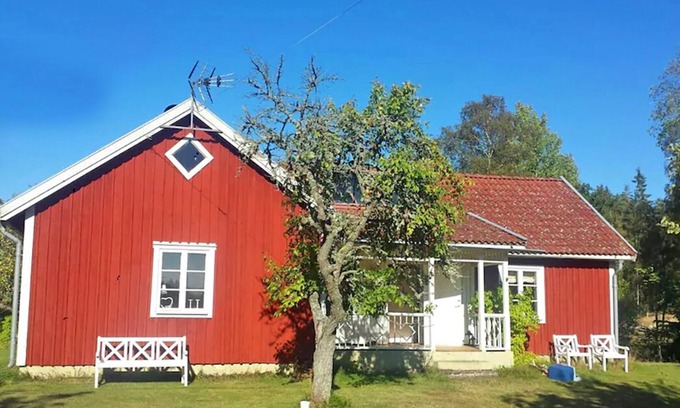 Gronskara Casa | Reduced in June and July, close to the lake, free Icelandic horseback ride