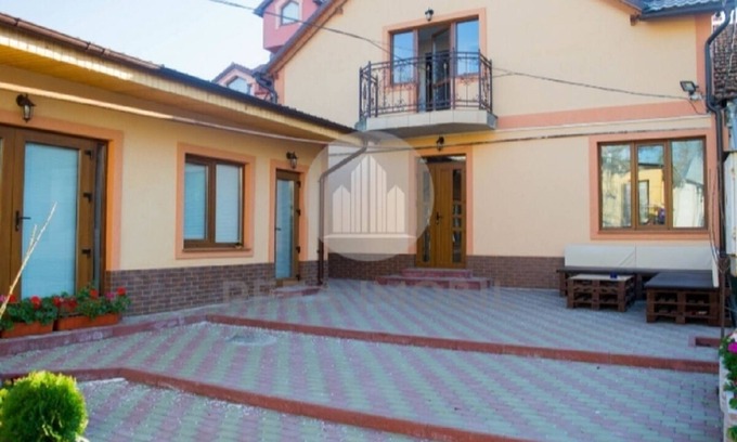 Riscani Casa | Casa De Huéspedes REEAimobil