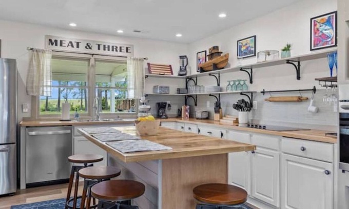 Morehead City Casa | Reel Nice Home