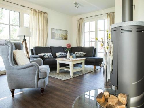 Fuhlendorf Casa | Reetdachhaus am Bodden mit Sauna, cleaning included