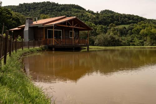 Frederico Westphalen Casa | Refúgio das Uvas * Casa do Lago