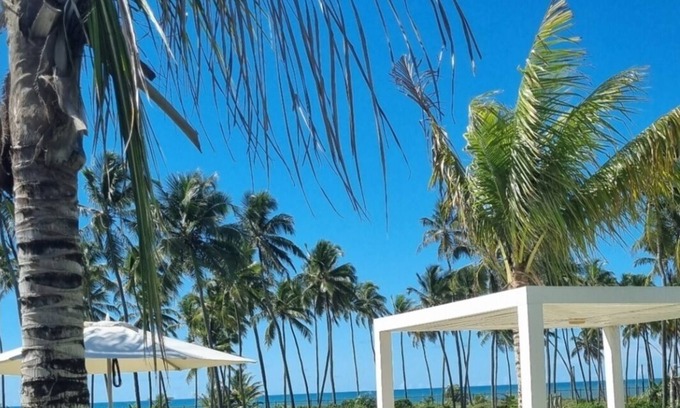 Castelo da Torre Casa | Refúgio em Praia do Forte! Melhor Cond., Clube Frete Mar, Academia e Muito Mais!