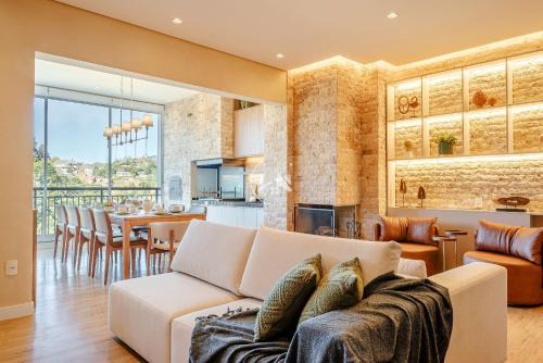 Vila Inglesa Apartamento | Refúgio nas Alturas: Cobertura de Luxo com 5 suítes e vista