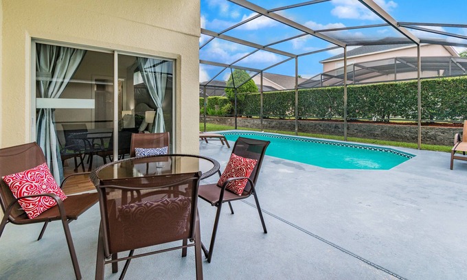 Lake Berkley Villa | Ref 16. Stunning 4 Bed Villa on 5 Star Resort near Disney