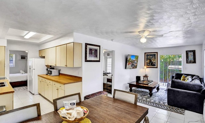 Victoria Park Apartamento | Refined Escape - Quaint Victoria Park Apartment