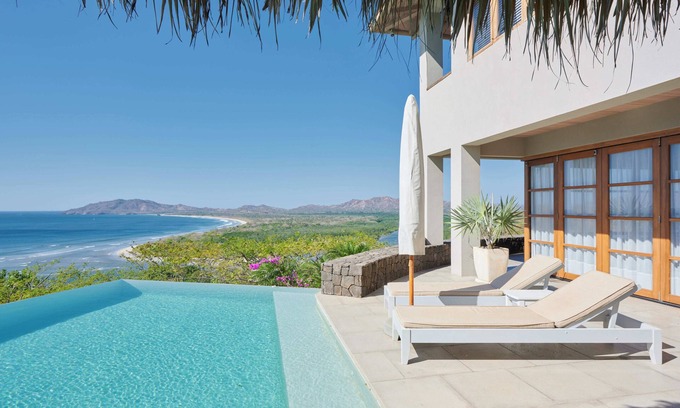 Tamarindo Casa | Refined Luxury Villa with Spectacular Ocean Views, Close to the Beach!