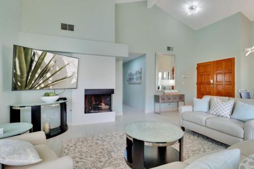 La Quinta Casa | Refreshing Desert Escape near LQ Resort