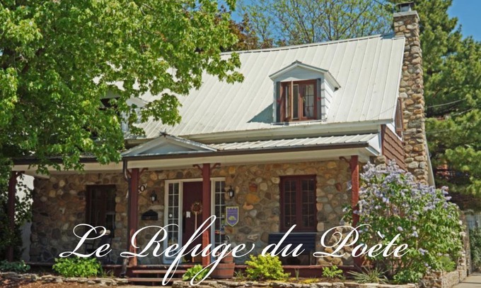 Longueuil Casa | Refuge du Poète