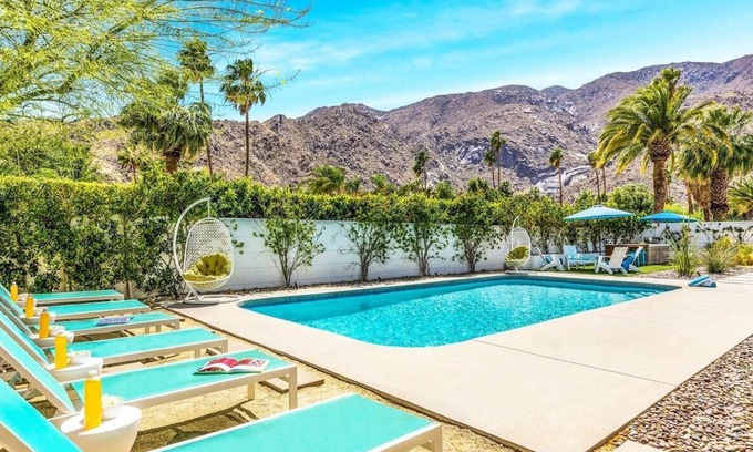 Vista Las Palmas Casa | REGAL Palm Springs - Palm Springs Paradise: Your Private Poolside Retreat Awaits