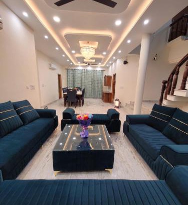Jammu Casa | Regalia Home Sapphire Stay