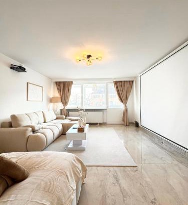 Vahrenwald Apartamento | REGENCY - Exklusive zentrale 45m2 Wohnung mit Balkon, WiFi und Netflix