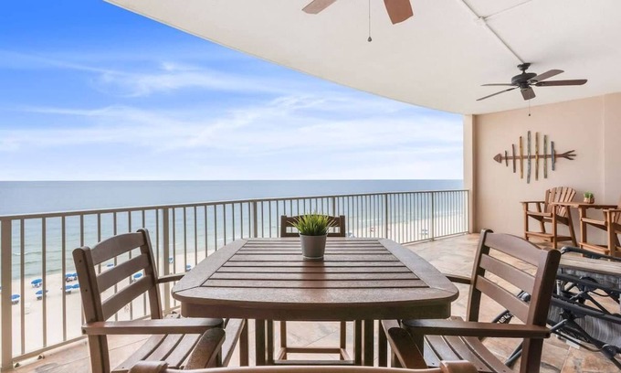 Orange Beach East Condominio | Regency Isle 806: 2 BR/2.5 BA, gulf-front, SLEEPS 7