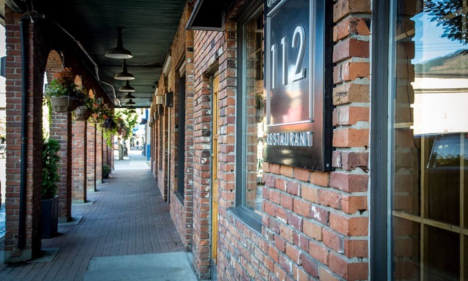 Revelstoke Hotel | Regent Hotel