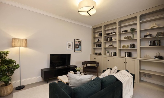 St. Johns Wood Apartamento | Regent's Park Mews - 4-Bed with Patio