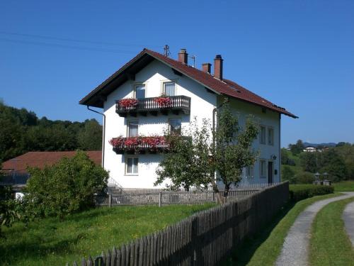 Lam Apartamento | Reindl Peter