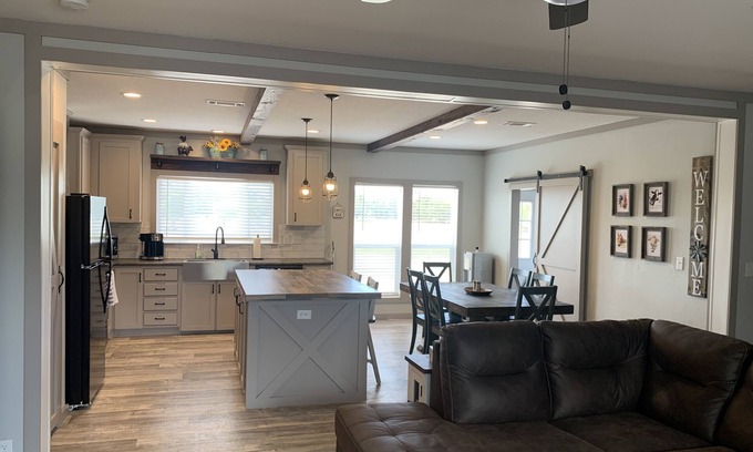 Brackettville Casa | Relax and Enjoy Nature at Historic Fort Clark Springs