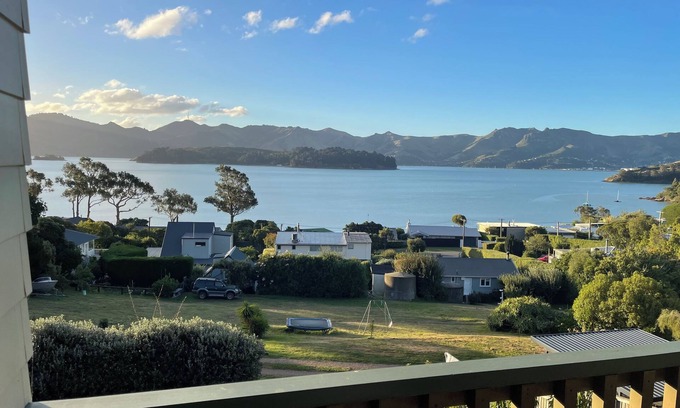 Christchurch District Casa | Relax and enjoy the stunning views