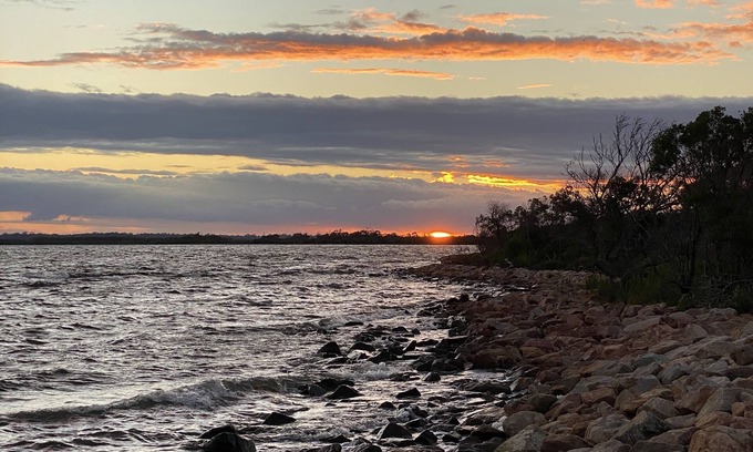 Eagle Point Casa | Relax and recharge at Eagle Point - plenty of room for the boat!