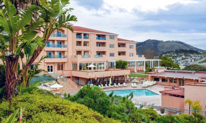 Avila Beach Hotel | Relax and Recharge! 3 Modern Units w/ Kitchen, Parking, Near Peloton Cellars
