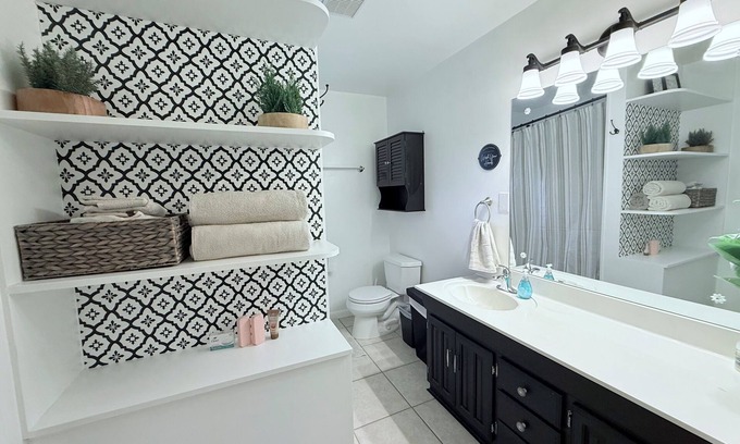 Church Street Casa | Relax and retreat in Fayetteville