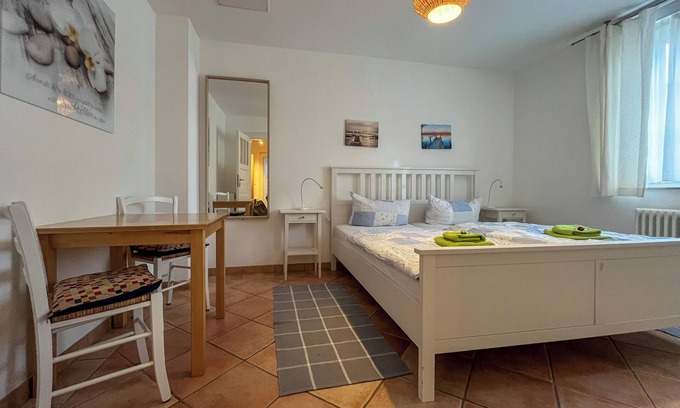 Laubegast Apartamento | "Relax and Unwind in Our Cozy Elbtal Apartment in Dresden!"
