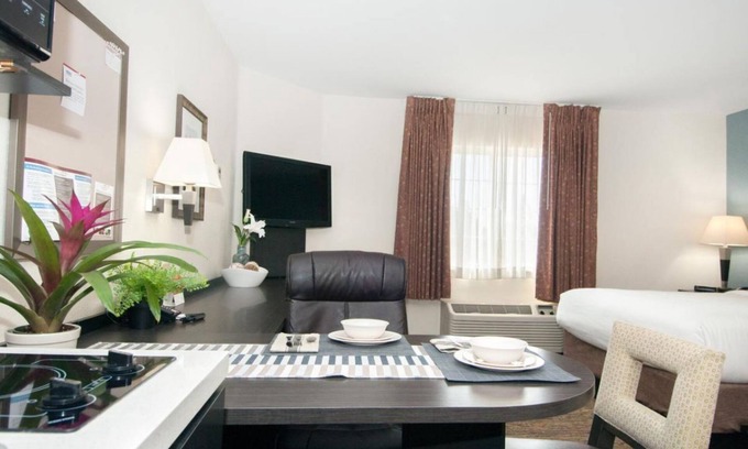Anaheim Resort Complejo | Relax and Unwind! Pets Allowed, Short Drive to Disneyland