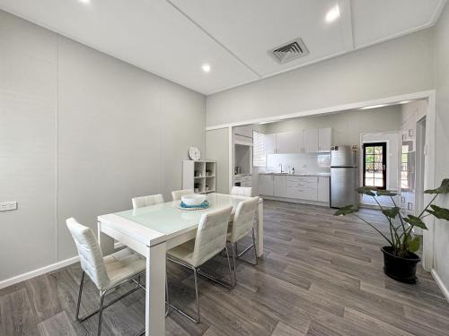 Broken Hill Casa | Relax At Gossan