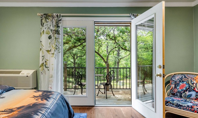 Oak Point Casa | Relax at the 5-beds Woodland Vacation Home near Frisco