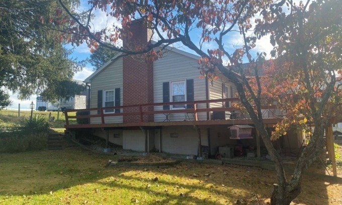 Rockbridge Baths Casa | Relax by the River and enjoy the views.