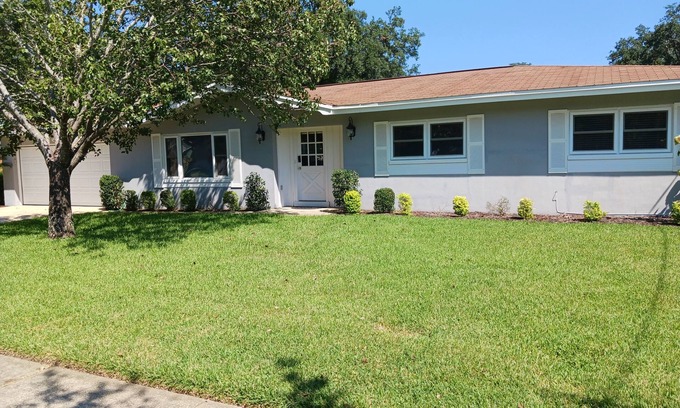 Fort Walton Beach Casa | Relax by the sea! Three bedroom home with pool awaits you near Destin Beaches.