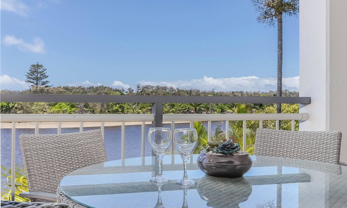 Slacks Creek Apartamento | Relax by the water at Sunrise Cove!
