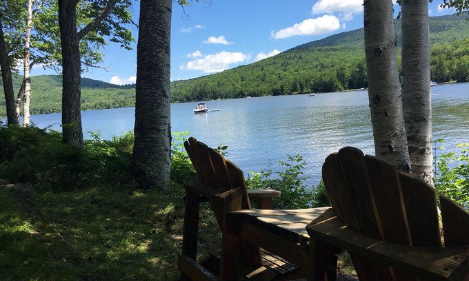 Rumney Casa | Relájese y disfrute de 240 'frente al lago en Stinson Lake- Rumney, NH, con playa privada