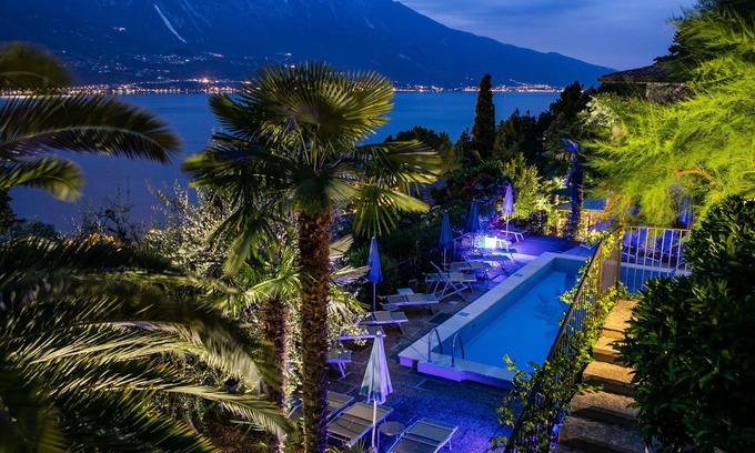 Limone sul Garda Hotel | Relax Hotel La Gardenia & Villa Oleandra