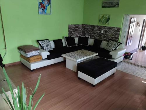 Novi Becej Apartamento | Relax House Ina