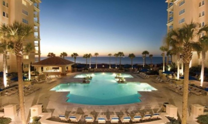 The Dunes Complejo | Relax in a Charming 2-bedroom resort with AC, WiFi in Welcoming Myrtle Beach
