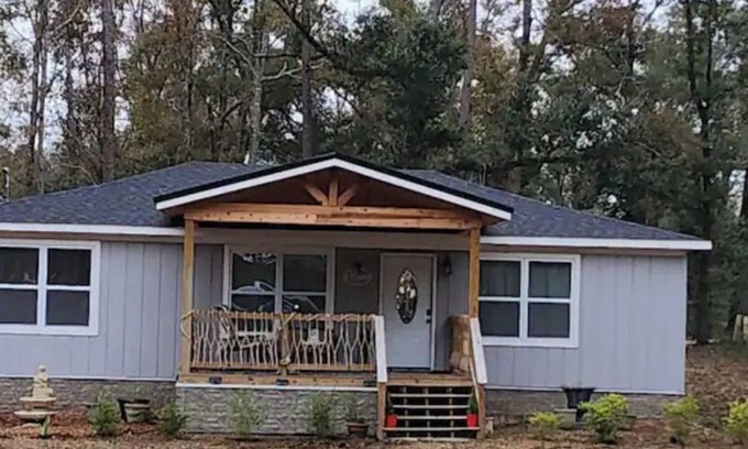 Foley Casa | Relax near the Gulf! 3-Bedroom Home near Gulf Shores Beach 24 min