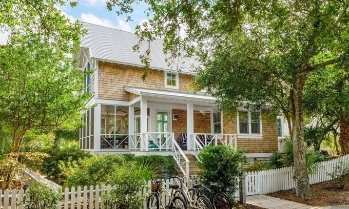 Cape Fear Station Casa | Relax on BHI in a Glam Beach Home in Cape Fear Station Sleeps 8 Both Clubs