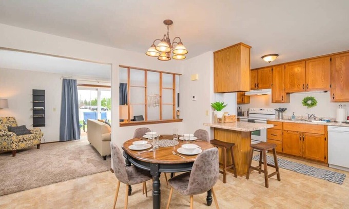 Appleton Casa | 𝑅𝑒𝑙𝑎𝑥 𝑜𝑛 𝑅𝑖𝑑𝑔𝑒𝑣𝑖𝑒𝑤 - 3 bedroom