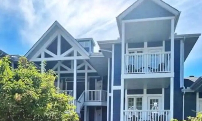 Oro-Medonte Condominio | Relax or Explore! Northern Escape Cottage Condo - Country Club!