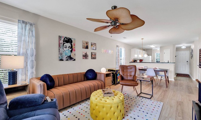 Pawleys Island Condominio | Relax & Revisit Yesterday with a Retro Vacation in marvelous Pawleys Island!