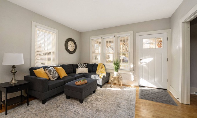 Appleton Casa | Relax, unwind and make yourself at home!