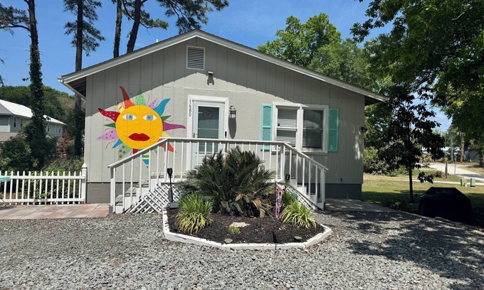 Ocean Isle Beach Casa | Sun, Sand & S’mores – Dog-Friendly OIB Stay