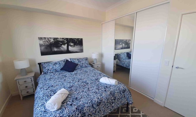 Rockingham Apartamento | Relax & unwind with endless ocean views