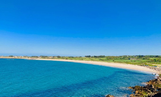 Fermanville Apartamento | Relaxation spot 300m from Cap Levi Fermanville beach