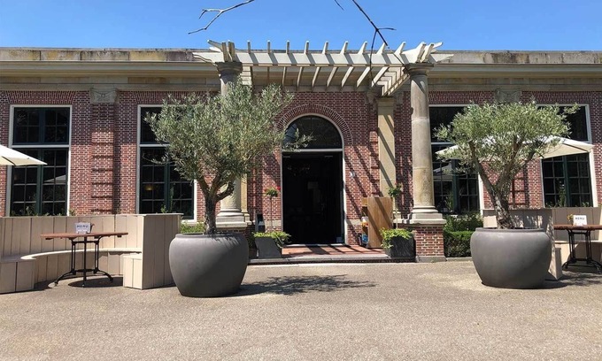 Renesse Hotel | Relaxation Awaits at Estate Room w/ Garden Views in Zeeland