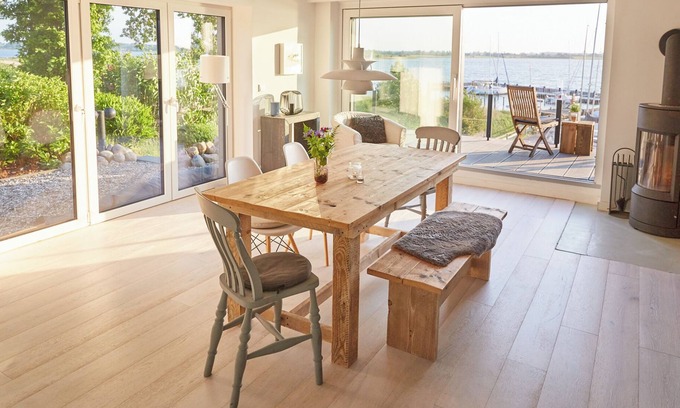 Borgwedel Casa | Relaxed vacation by the water: Holiday home Schuppen 23 for up to four people!
