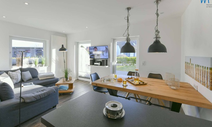 Wangerooge Apartamento | "Relaxed vacation days in the romantic "Sonnenhaus" on Wangerooge!"